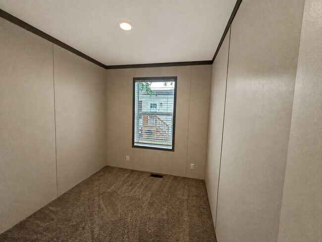 Building Photo - 128 Texas