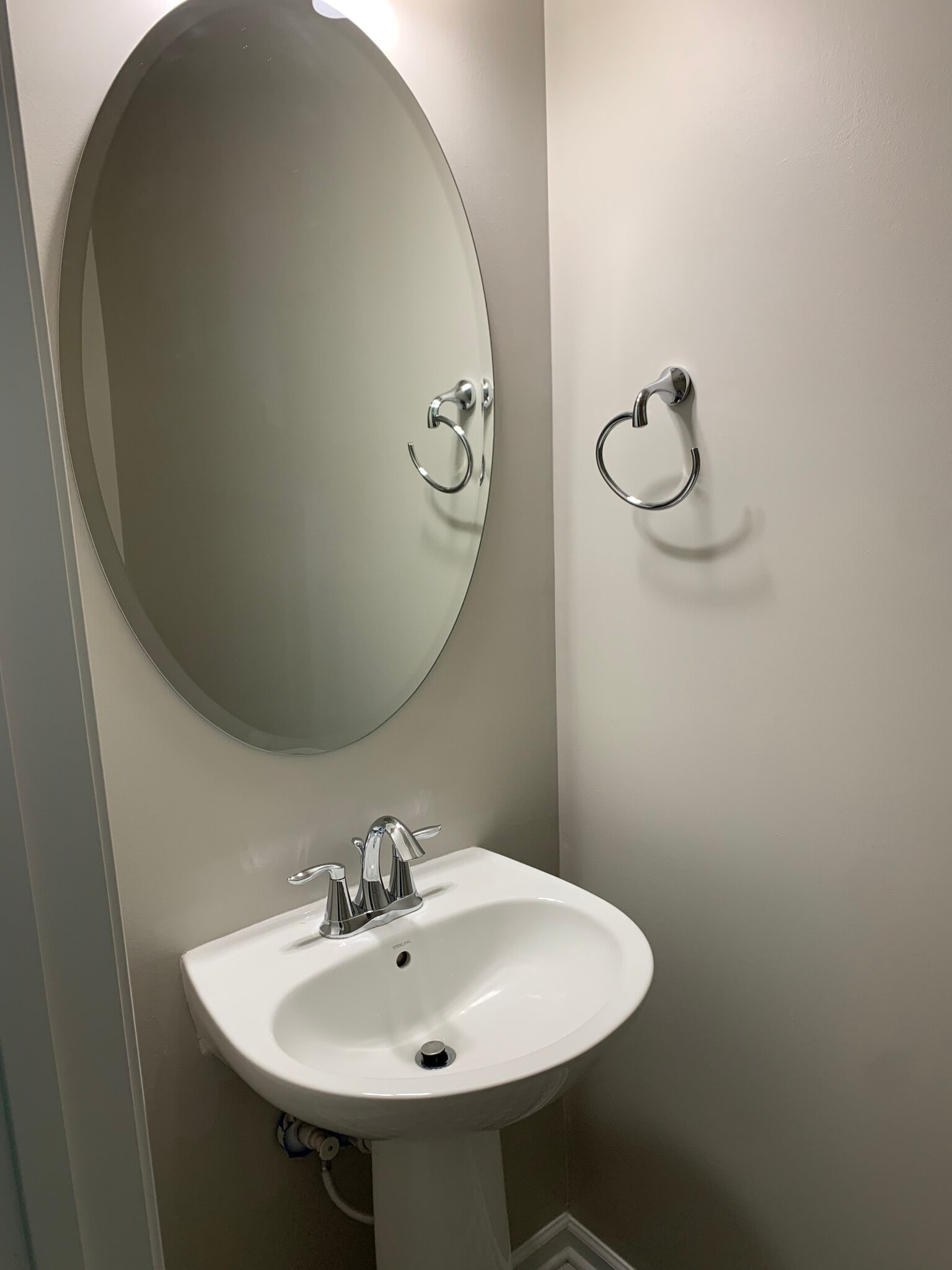 Guest Bathroom Downstairs - 1353 Fitchie Pl