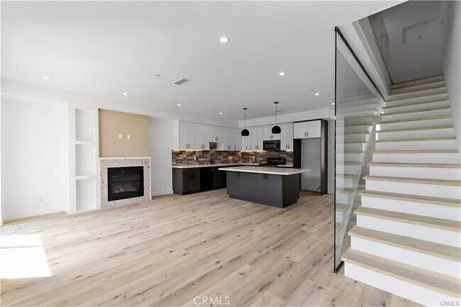 Building Photo - 11858 Flower Ln