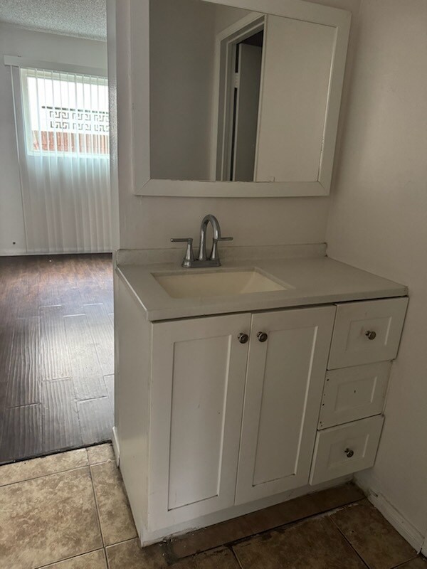 Building Photo - 10030 Alondra Blvd