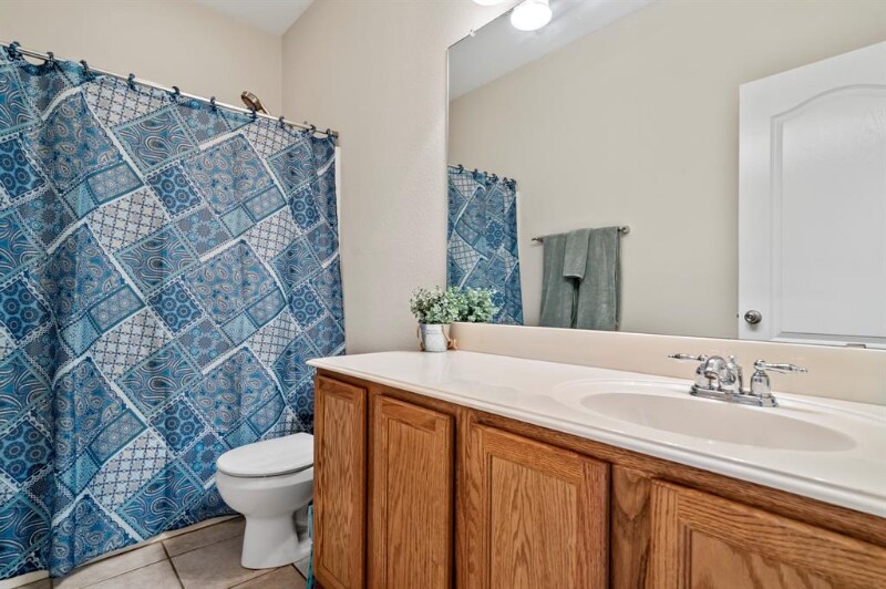 Building Photo - 2356 Aurora Dr