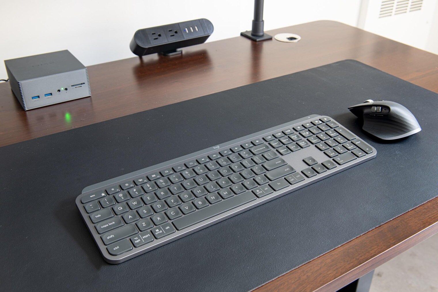 Building Photo - 18 10th St