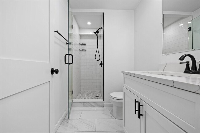 Building Photo - 24 Ferrin St