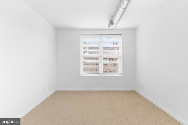 Building Photo - 712-16-716 N 2nd St