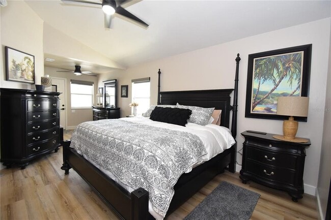 Building Photo - 1 Bedford Dr