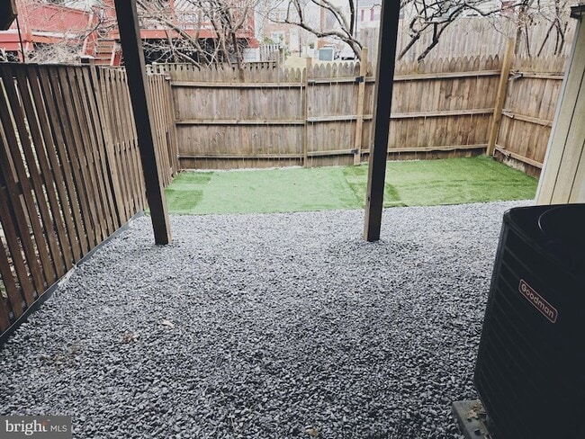 Building Photo - 4328 Dunwood Terrace