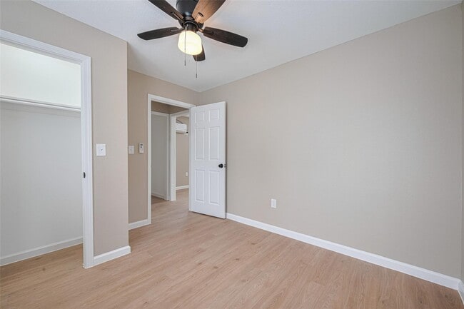 Building Photo - 2516 Craigmont St