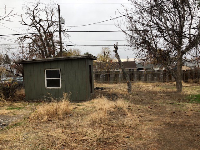 Building Photo - Lovely 3 Bed 1 Bath Home