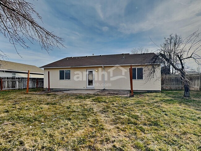 Building Photo - 410 W Mule Ct