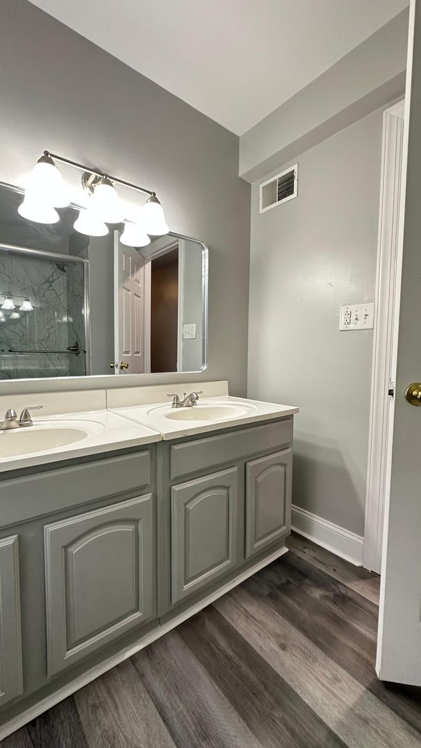 Building Photo - 1402 Willington St