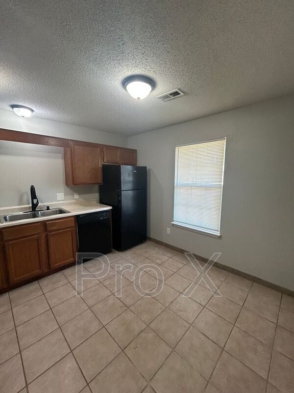 Building Photo - 3501 SW Landau Ct
