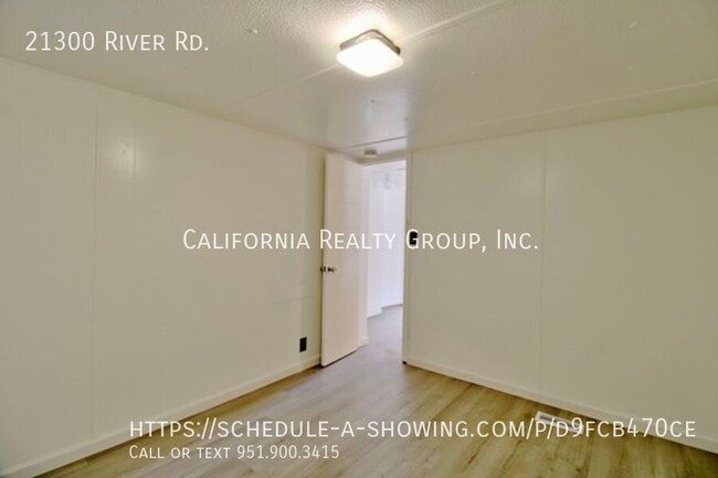 Building Photo - 21300 River Rd