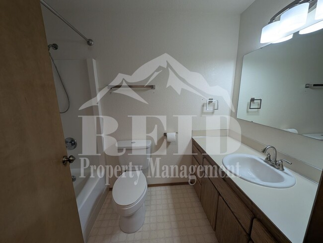 Building Photo - Utah8876