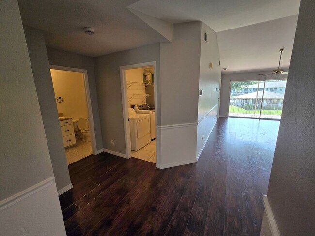 Building Photo - 1357 Churchill Cir