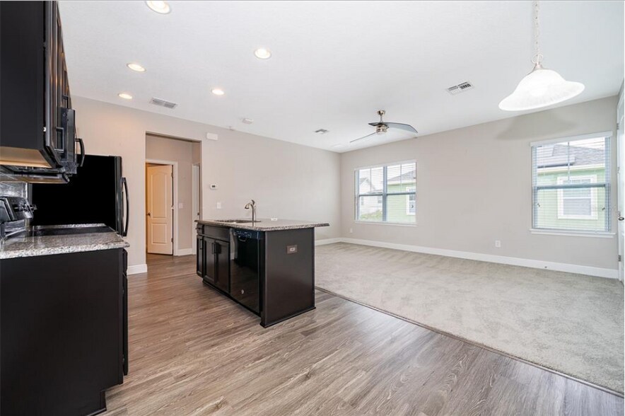 Building Photo - 9221 Smithies St