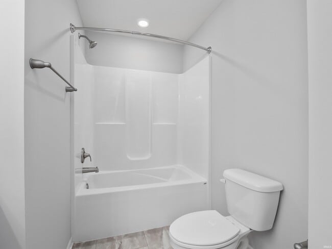 Building Photo - 14732 Verona Lks Psge