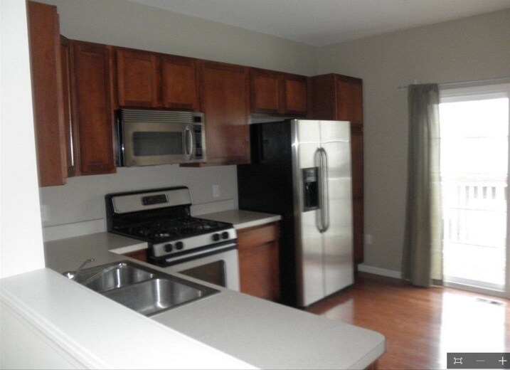 Building Photo - 44721 Ellery Ln