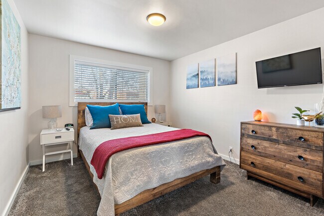 Building Photo - 925 N 9th St