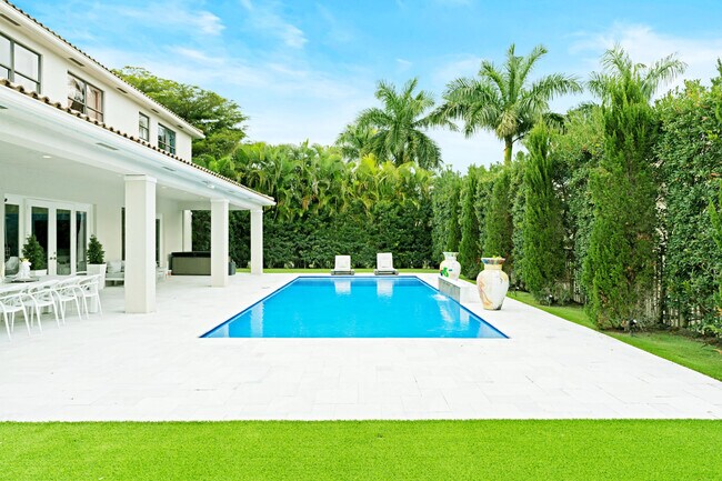 Building Photo - 4430 Island Reef Dr