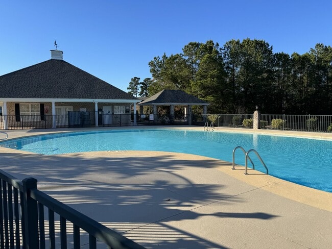 Building Photo - 1020 Ringlet Ct