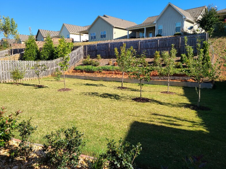 Building Photo - 4808 Hidden Valley Ct