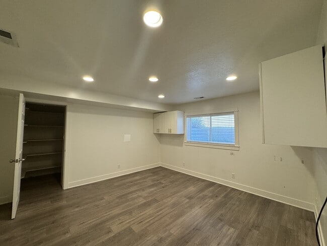 Building Photo - 4931 W Berry Creek Dr