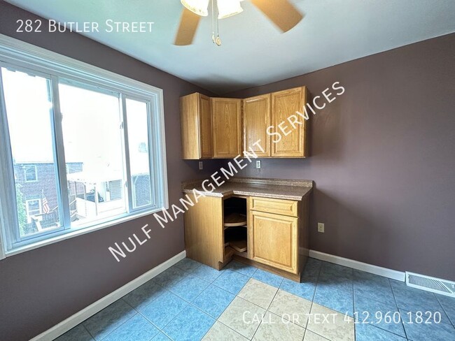 Building Photo - Modern 4 bedroom in Vibrant Downtown Etna