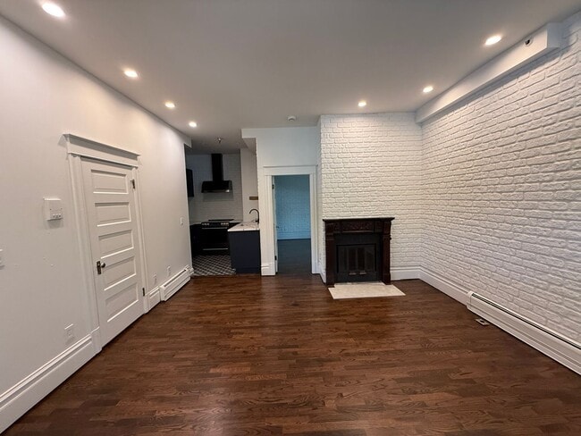 Building Photo - Remodeled one bedroom Condo for Rent in Do...