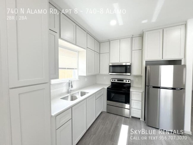 Building Photo - 740 N Alamo Rd