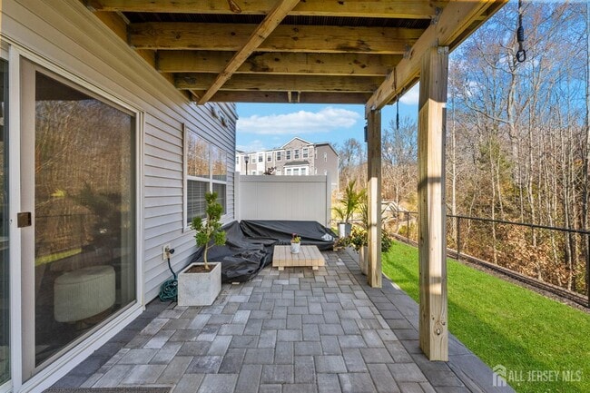 Building Photo - 1901 Swales Ct