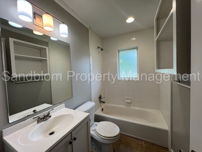 Building Photo - For Lease | University of Tulsa - Midtown ...