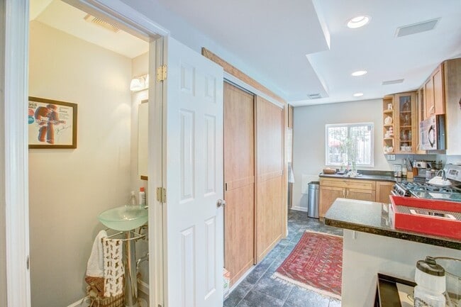 Building Photo - 1730 10th St NW