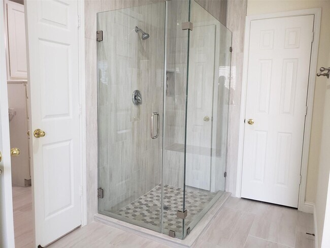 Building Photo - 5319 Ashley Way Ct