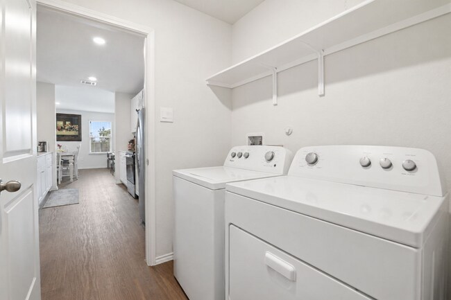 Building Photo - New 4-bed 3-bath home available near Lackland AFB! Move in Now!