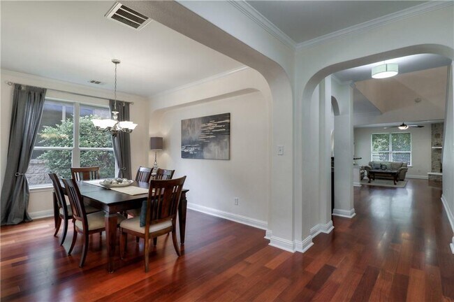 Building Photo - 14512 Broadwinged Hawk Dr