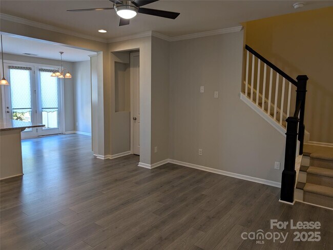 Building Photo - 5508 Trieg Dr