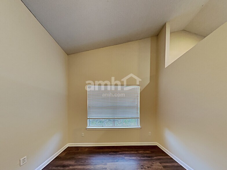 Building Photo - 536 Sydney Walk Ln