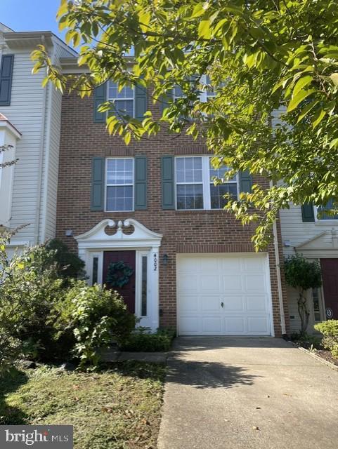 Building Photo - 4002 Fountain Bridge Ct