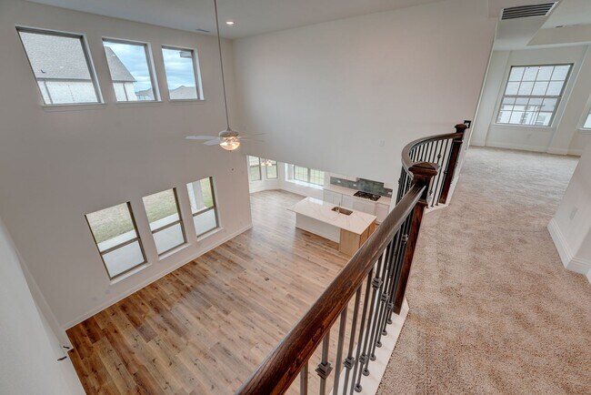 Building Photo - Must See 5 Bed 4.5 Bath in Northlake