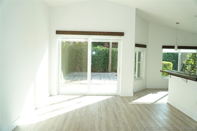 Building Photo - 17030 NW 19th Ct