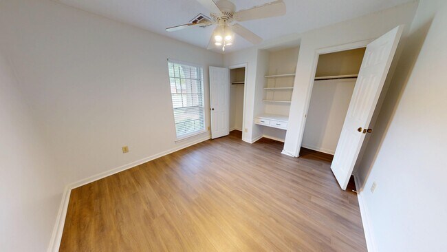 Building Photo - 1212 Hillman St
