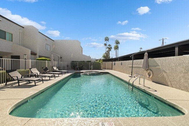 Building Photo - 7339 E Northland Dr