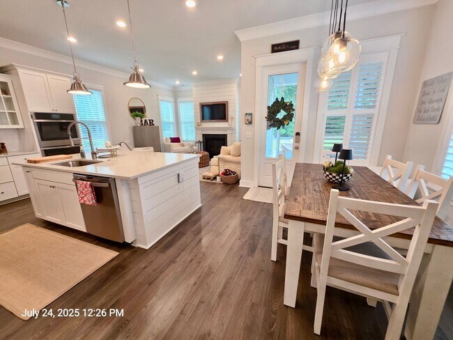 Building Photo - Like new 4 bedroom + loft - Stonoview - Jo...