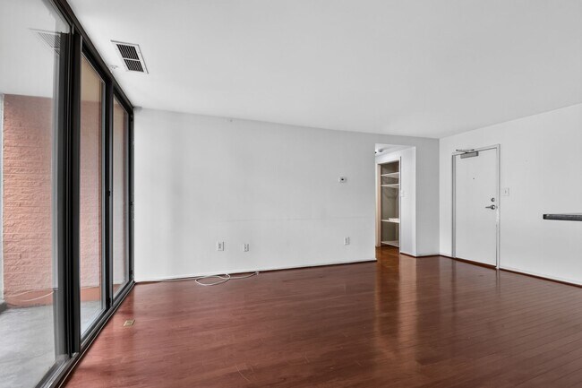 Building Photo - 12 S Van Dorn St