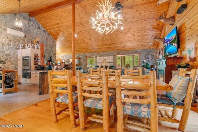 Building Photo - 134 Split Rock Rd