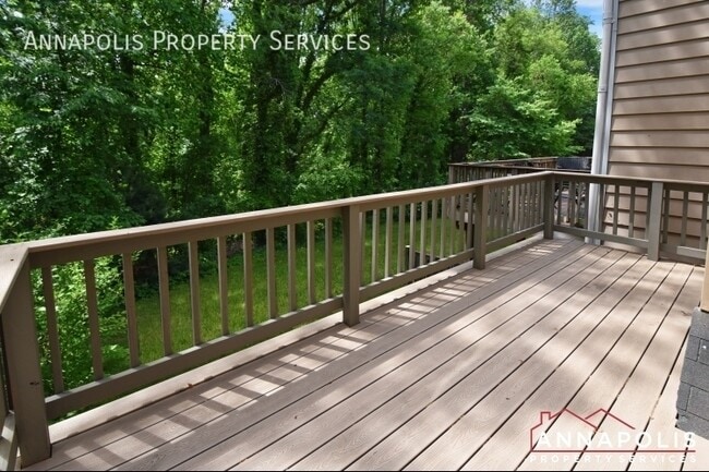 Building Photo - 541 Bay Dale Ct