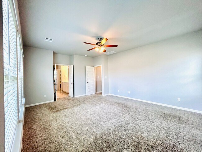 Building Photo - 1156 Capra Ln