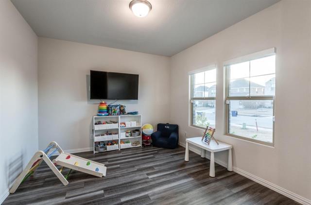 Building Photo - 633 Cedar Springs Dr