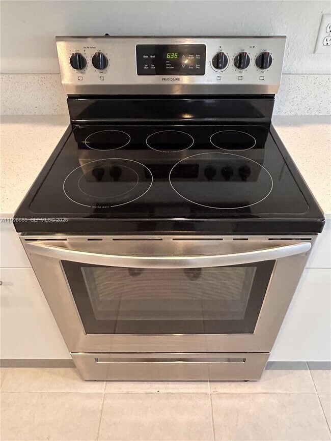 Building Photo - 2345 NW 131st Cir