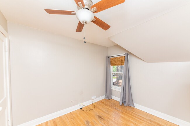 Building Photo - 4153 N Whipple St